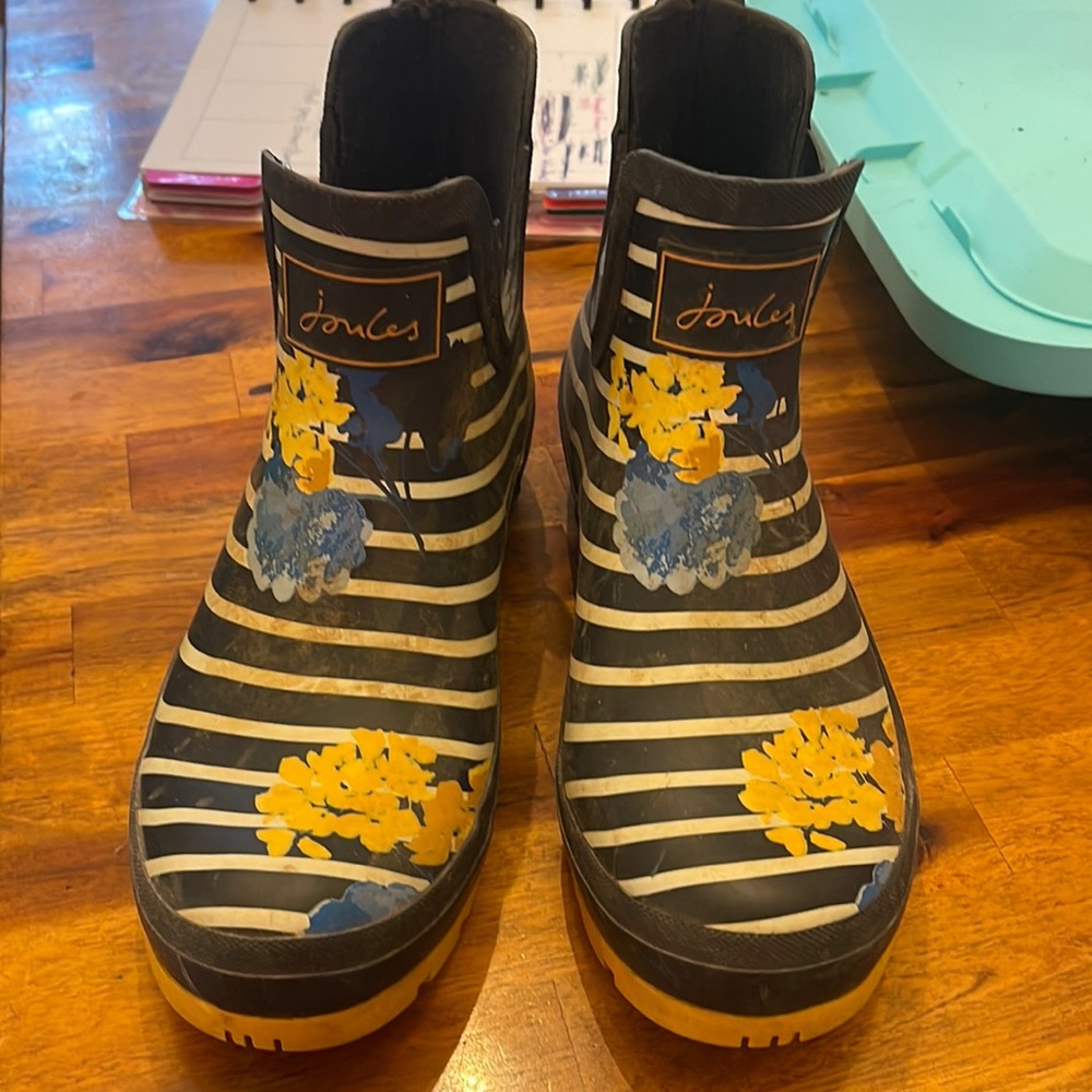 Women’s Rainboots